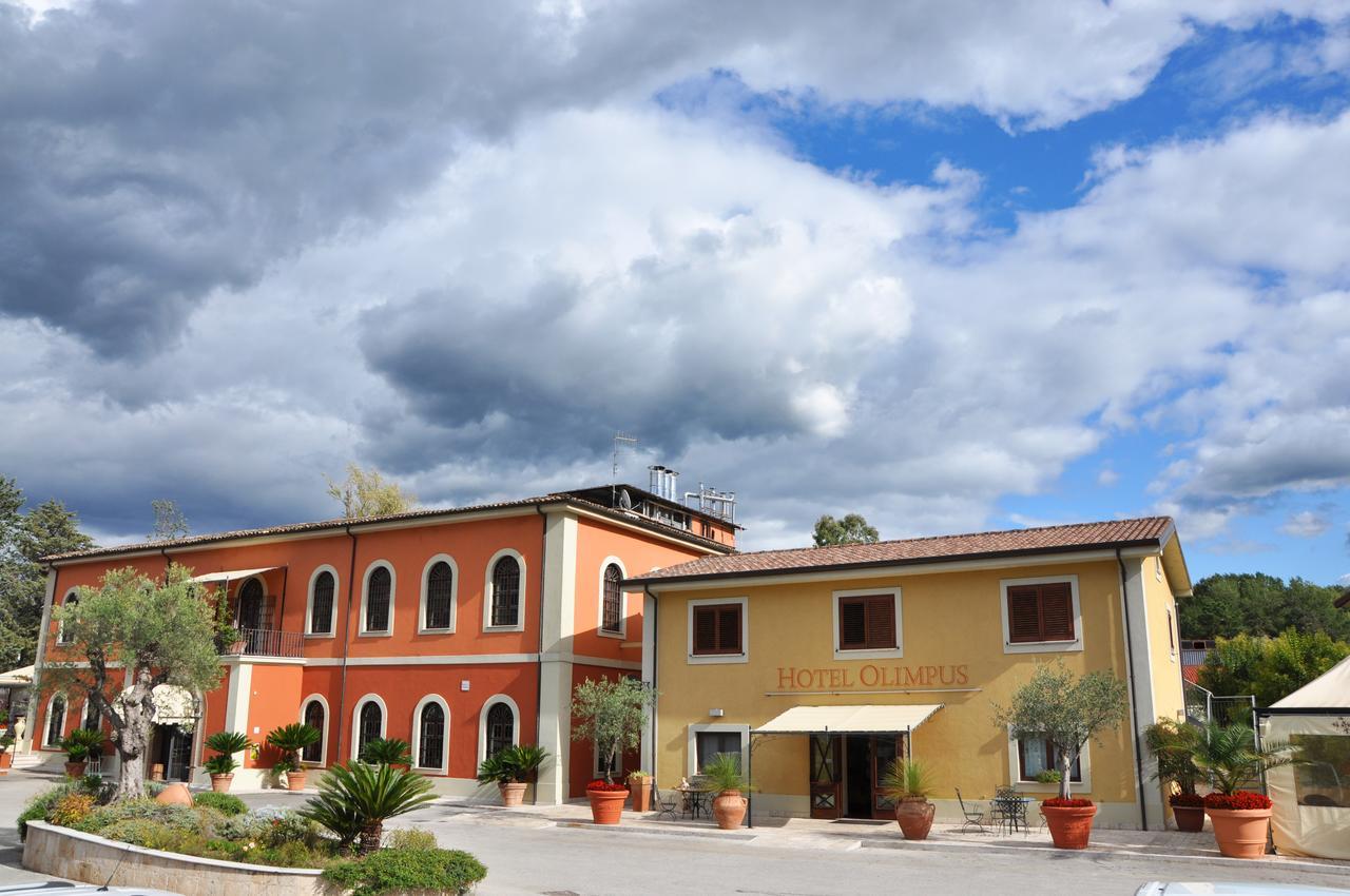 Olimpus Hotel Сора Екстериор снимка