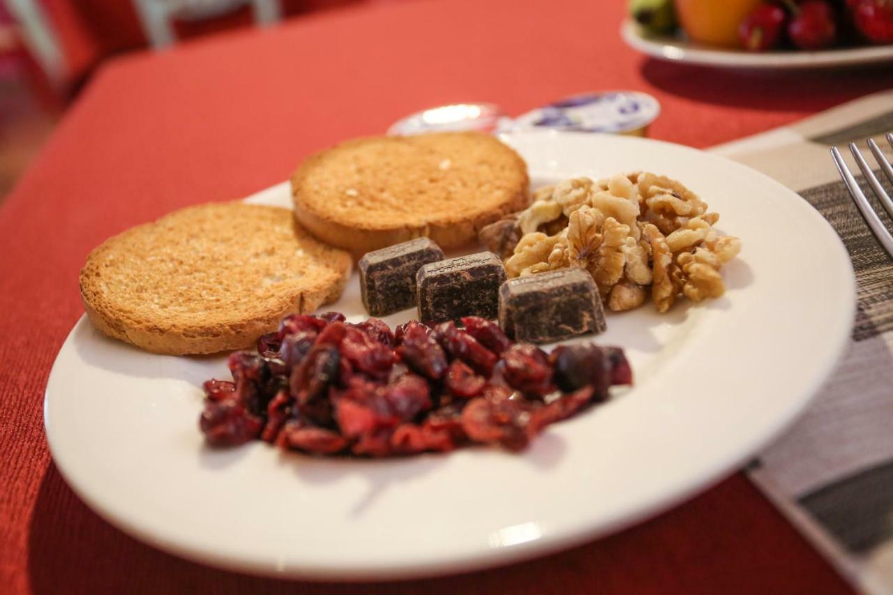 Olimpus Hotel Сора Екстериор снимка