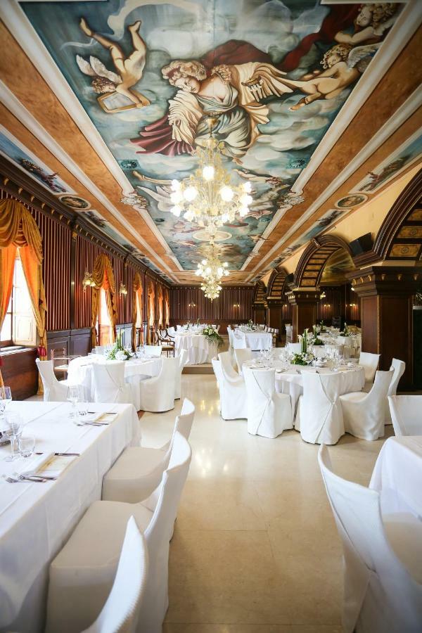 Olimpus Hotel Сора Екстериор снимка